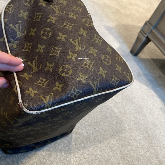 Authentic Louis Vuitton Speedy 35! Vintage bag! Comes with lock and key - Picture 16 of 17
